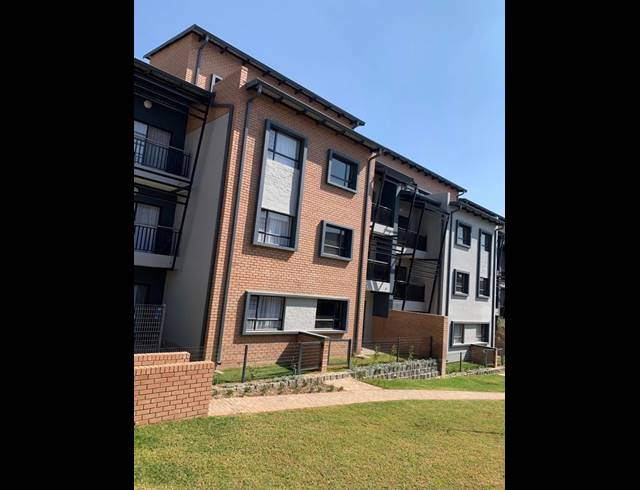 2 BEDROOM APARTMENT TO LET IN VORNA VALLEY